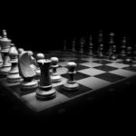 モノクロのチェス盤の写真